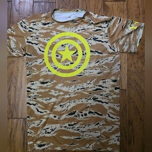 Under Armour, Captain America Camo Print Compression Shirt, Size xl